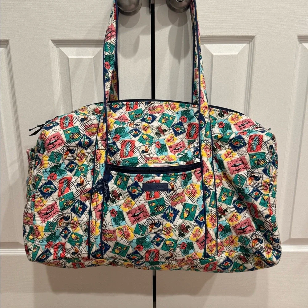 Vera Bradley Colorful Patterned Women's Bag - Picture 2 of 5